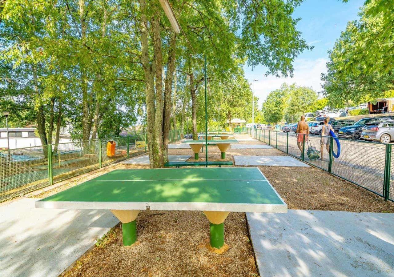 Camping Bijela Uvala - Eurocamp I Homair Пореч Экстерьер фото