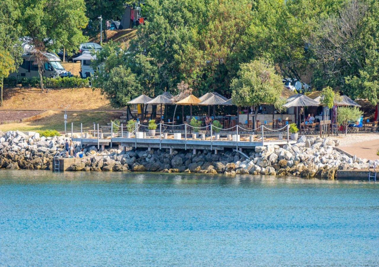 Camping Bijela Uvala - Eurocamp I Homair Пореч Экстерьер фото