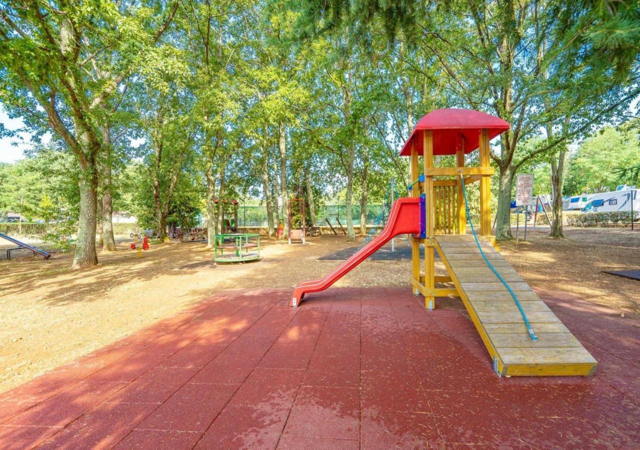 Camping Bijela Uvala - Eurocamp I Homair Пореч Экстерьер фото
